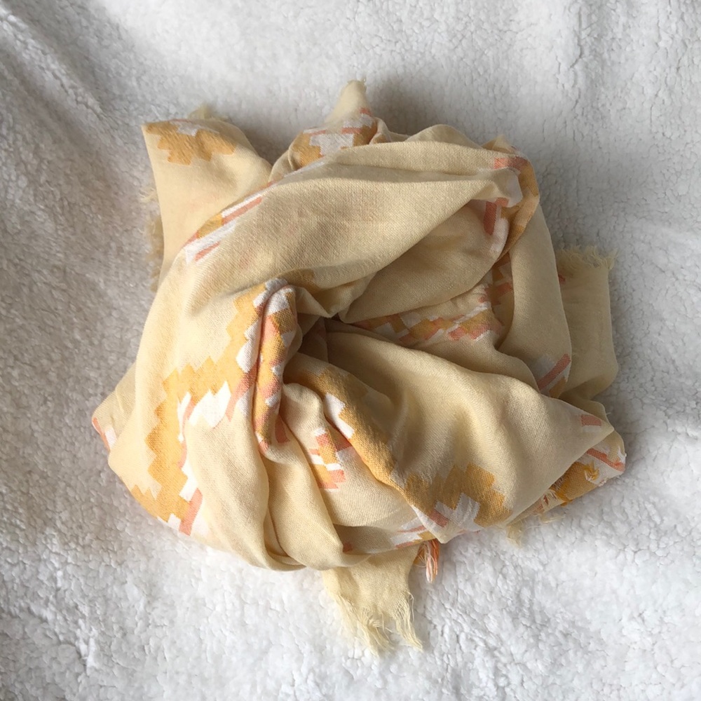 Aritzia COTTON reversible blanket scarf
